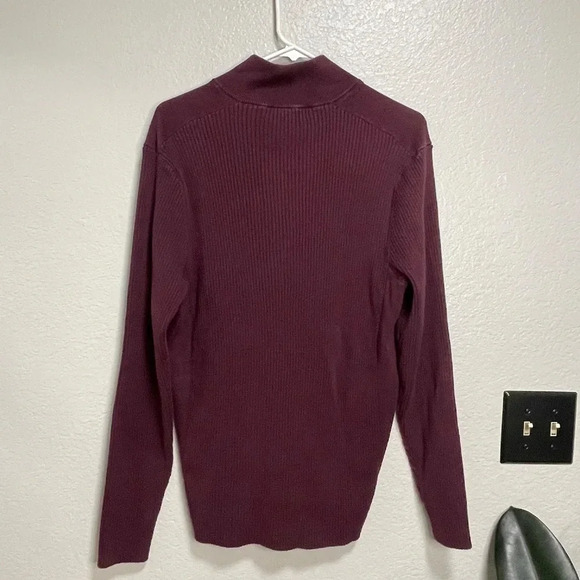 Micheal Kors Burgundy 1/2 Zip Up Sweater size large - Picture 6 of 6